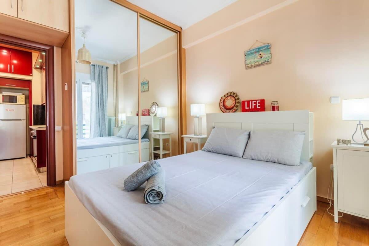 Athens Strawberry Hideaway - City Chic Retreat エクステリア 写真