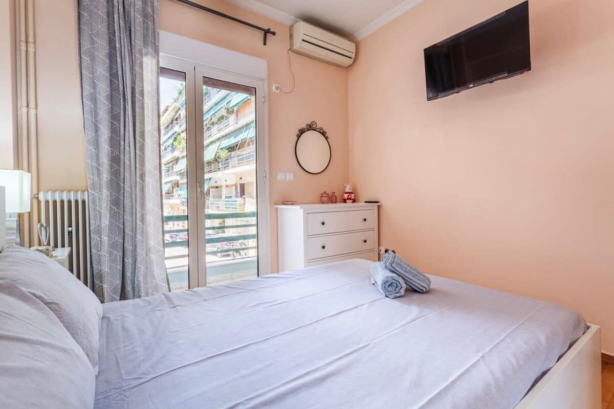 Athens Strawberry Hideaway - City Chic Retreat エクステリア 写真
