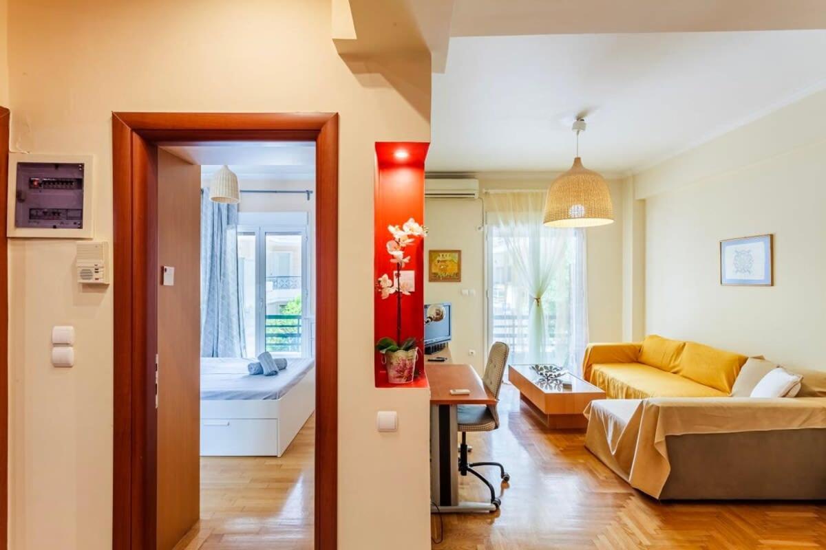 Athens Strawberry Hideaway - City Chic Retreat エクステリア 写真