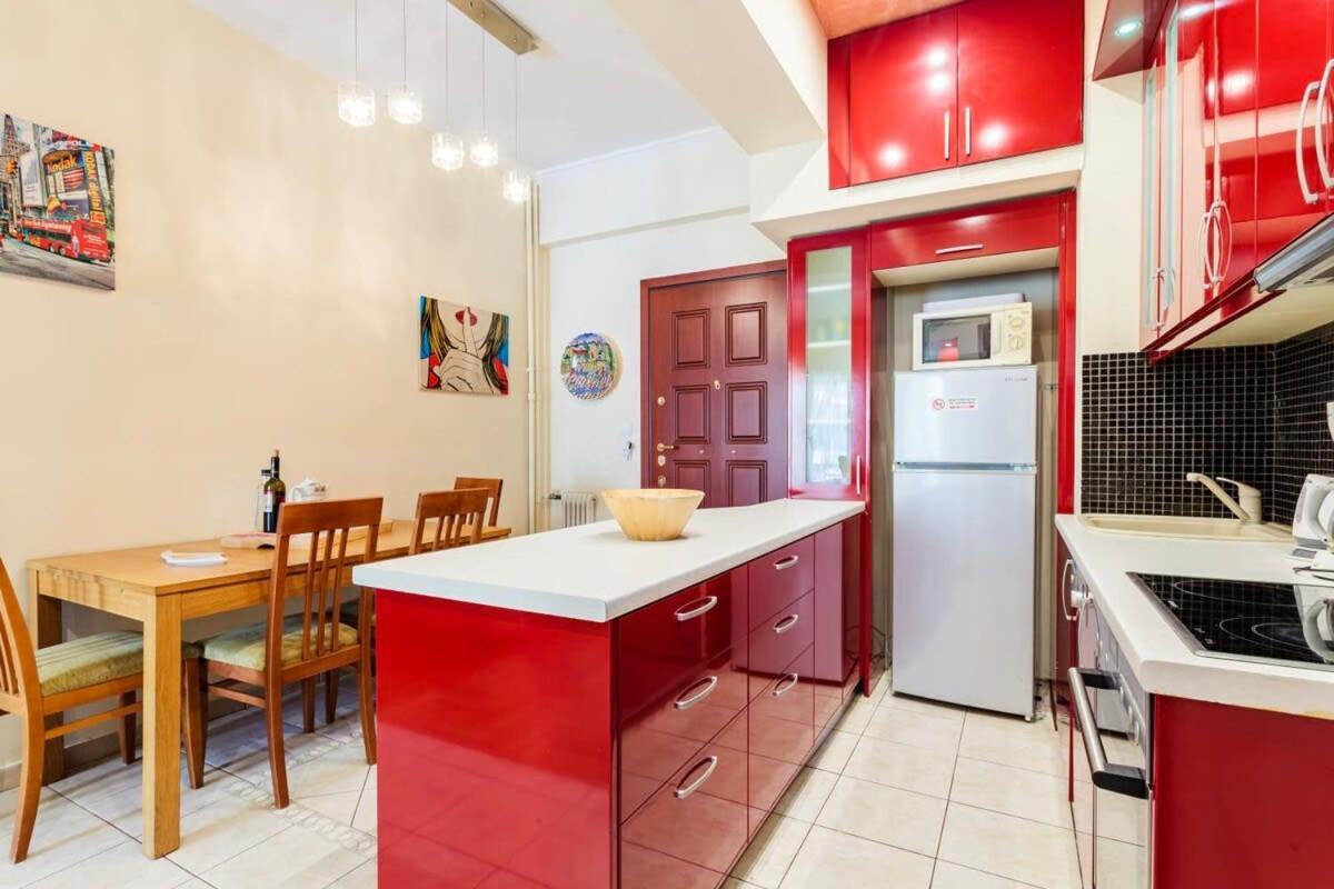 Athens Strawberry Hideaway - City Chic Retreat エクステリア 写真