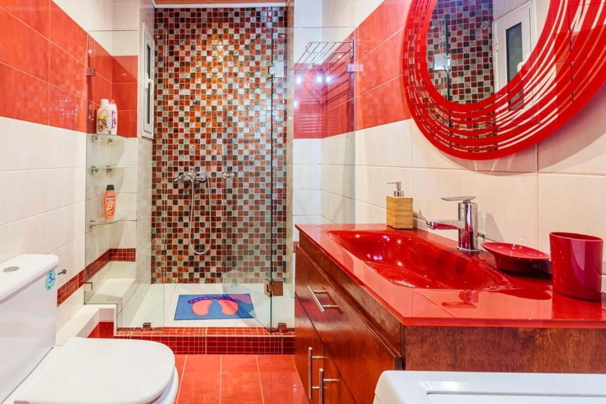 Athens Strawberry Hideaway - City Chic Retreat エクステリア 写真