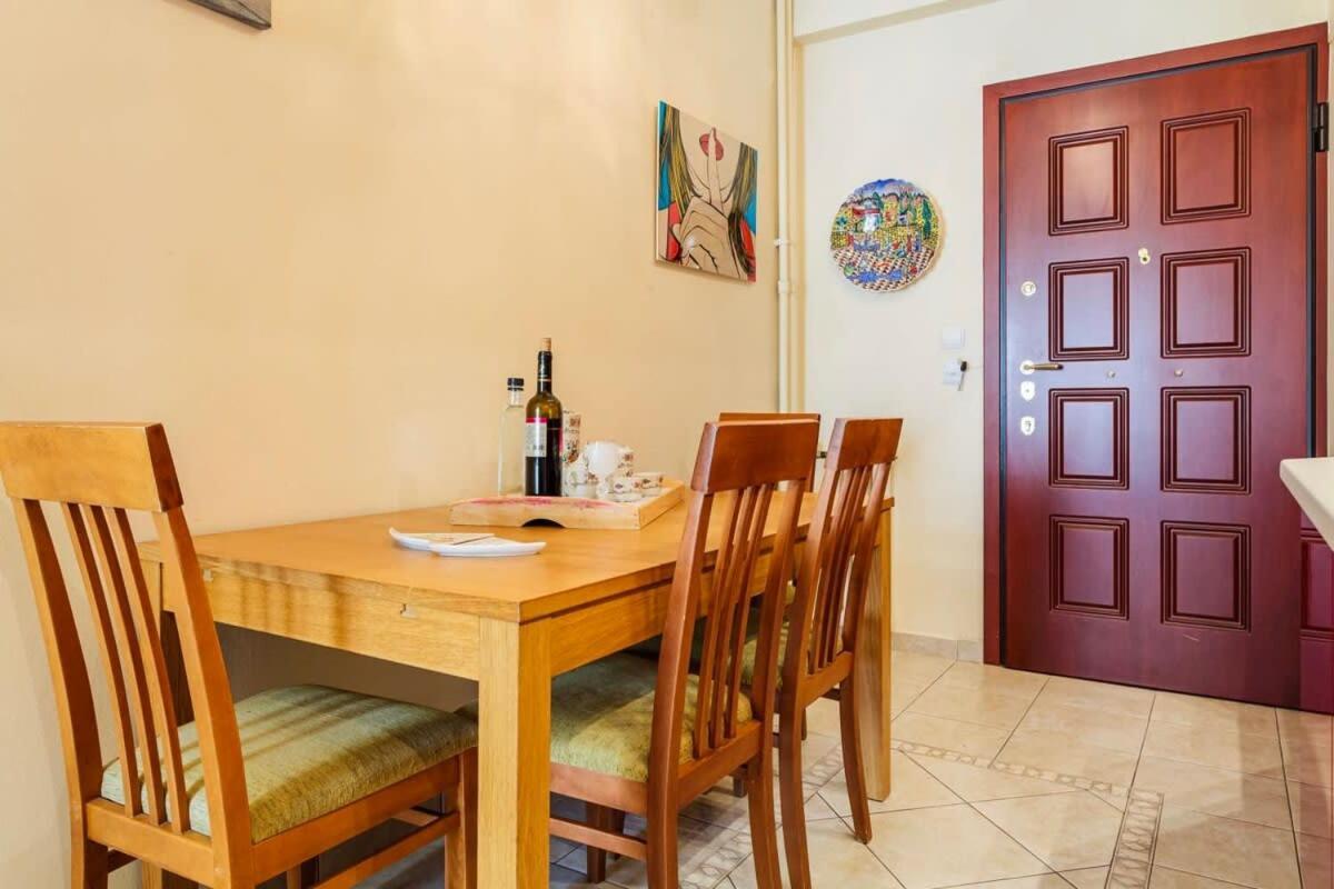 Athens Strawberry Hideaway - City Chic Retreat エクステリア 写真