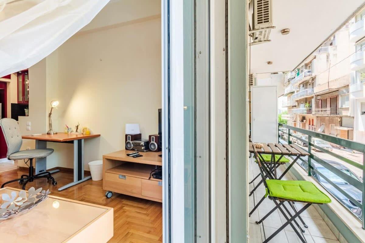 Athens Strawberry Hideaway - City Chic Retreat エクステリア 写真